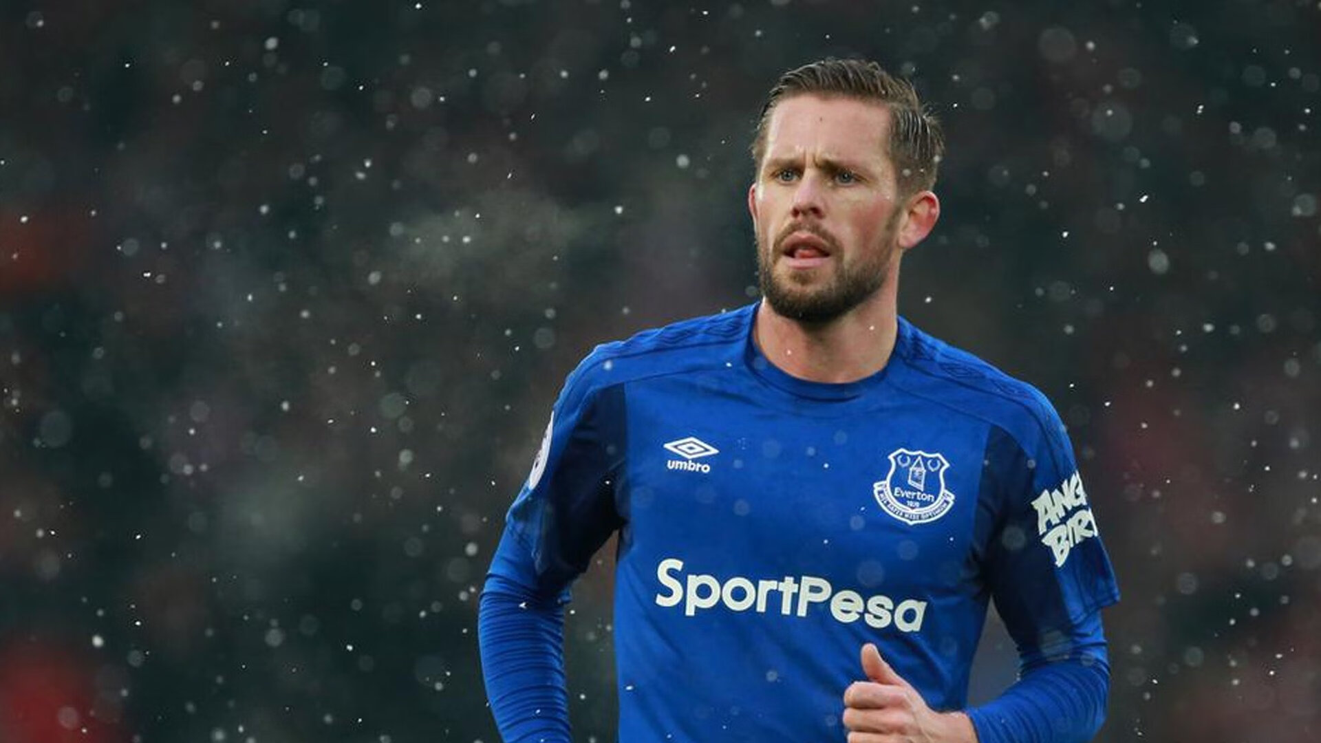 欧冠转会风云：辽宁男篮盯上锋线强援，内马尔或成交易筹码